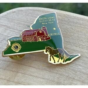 Lions Club Lapel Pin Malta Lions District 20-Y2 New‎ York State